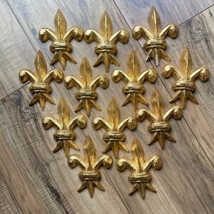 Fleur de Lis Gold 12 Medallions Crafting